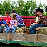 photo of kids on the back of a wagon on the Appalachian Wagon Train